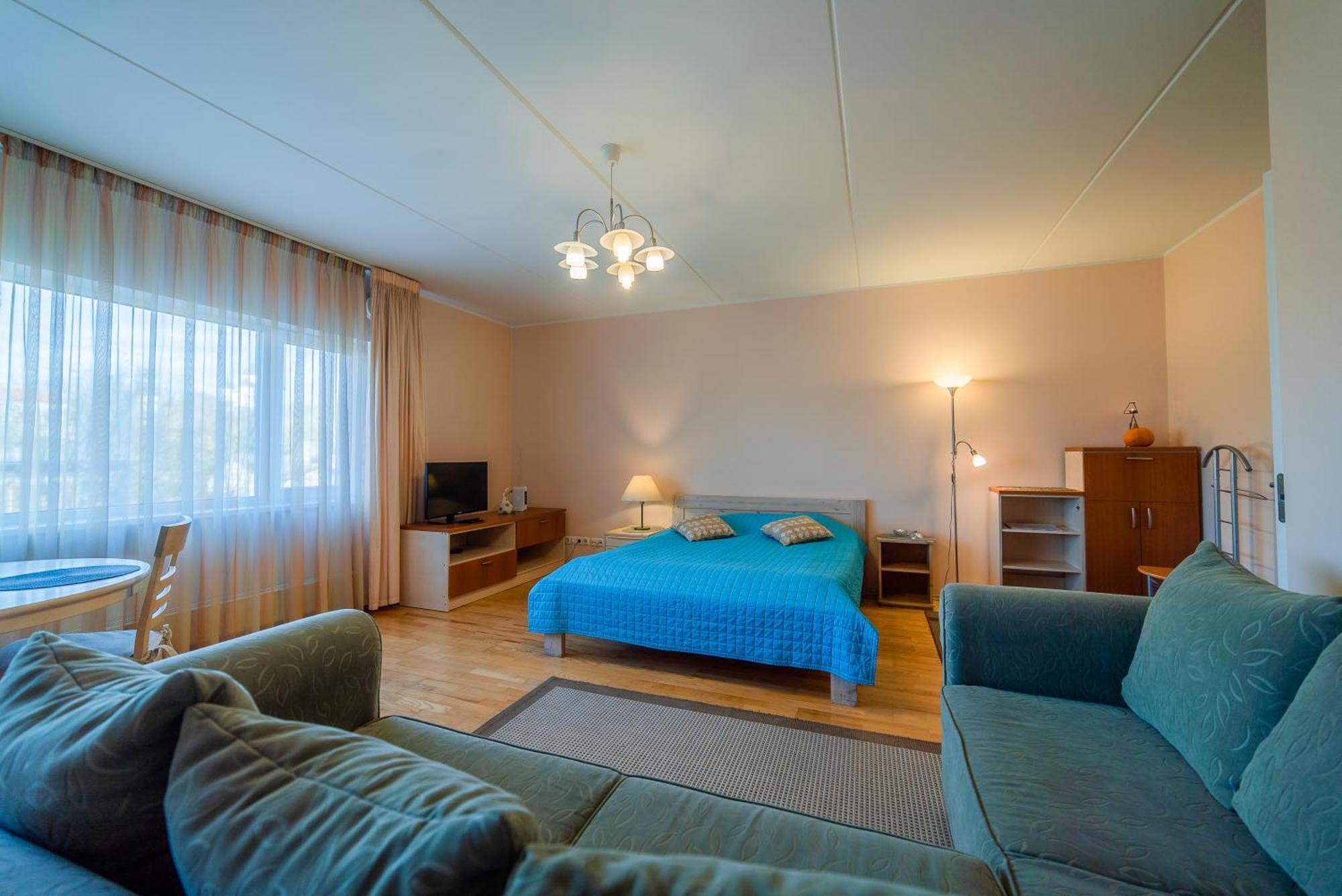 Romeo Family Kaarli Apartment Tallin Exterior foto