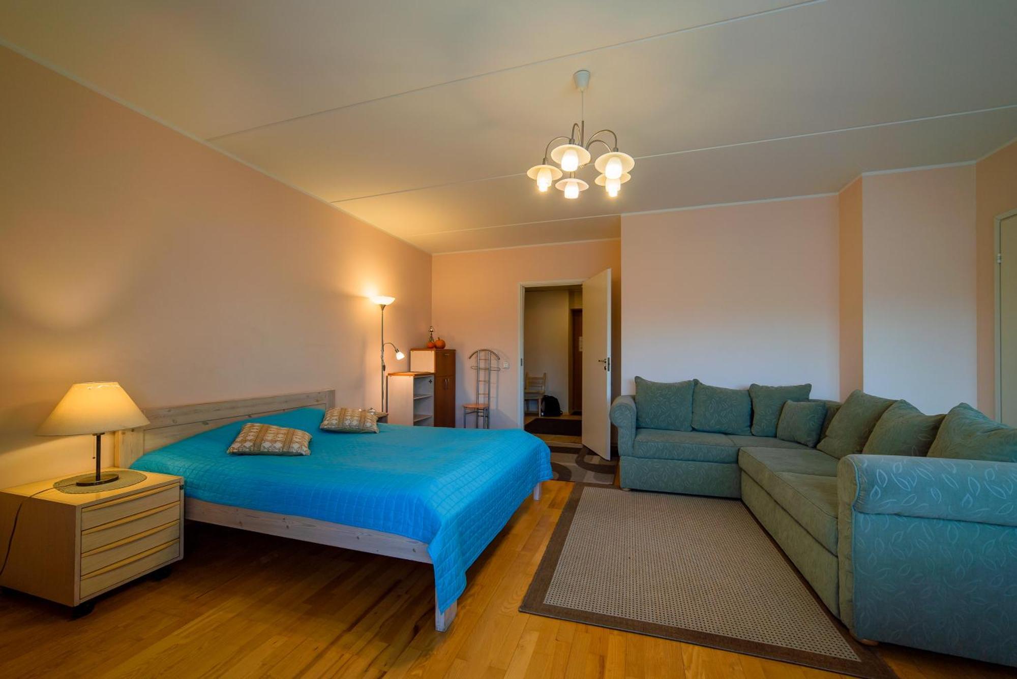 Romeo Family Kaarli Apartment Tallin Exterior foto